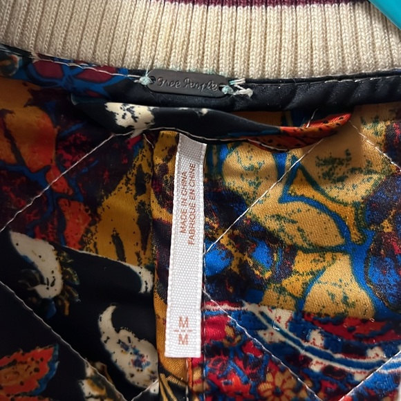 Free People Jacket - Pandora Bomber - Quilted Reversible Satin - Picture 3 of 6